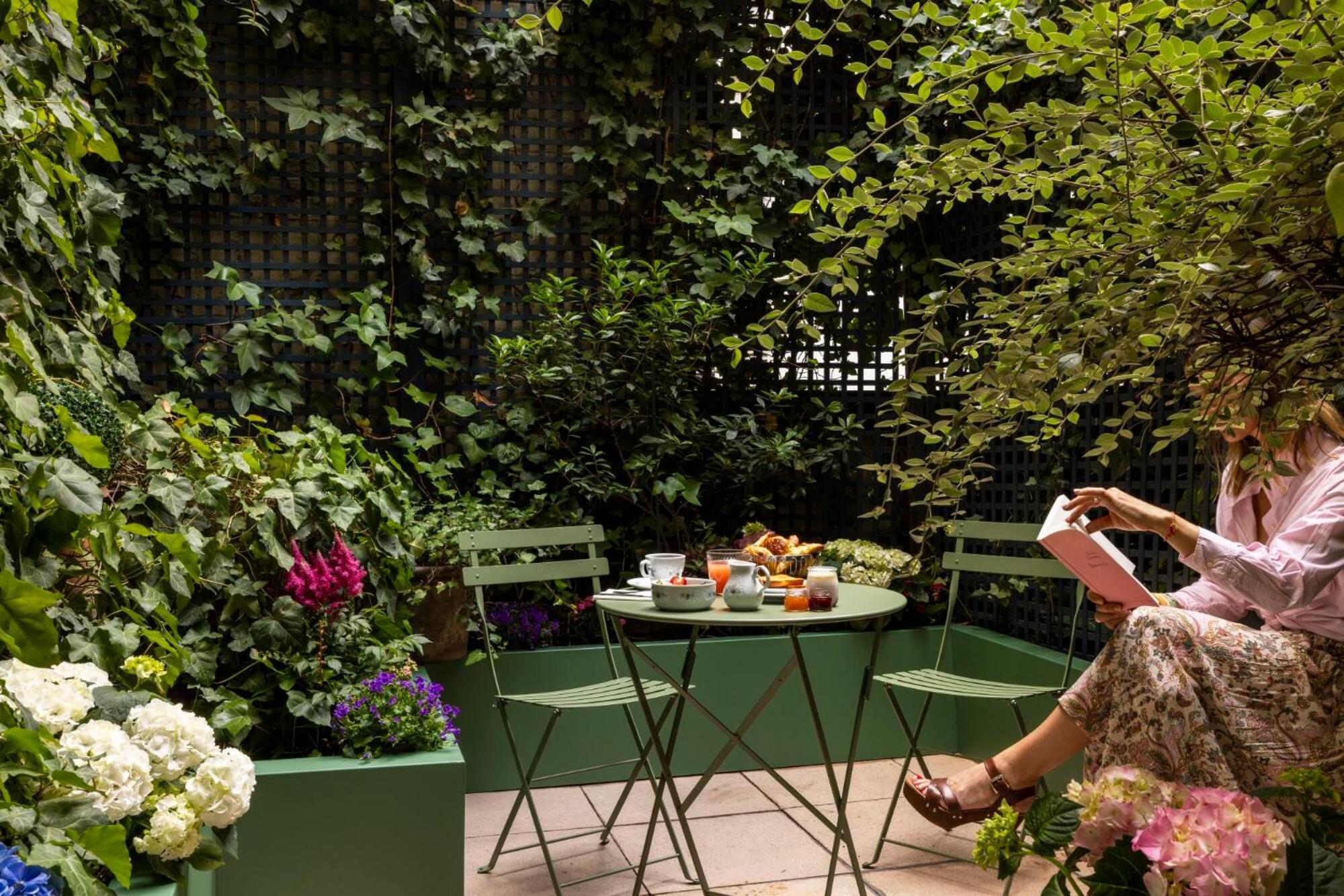 Hotel Le Saint Gregoire Paris Bagian luar foto